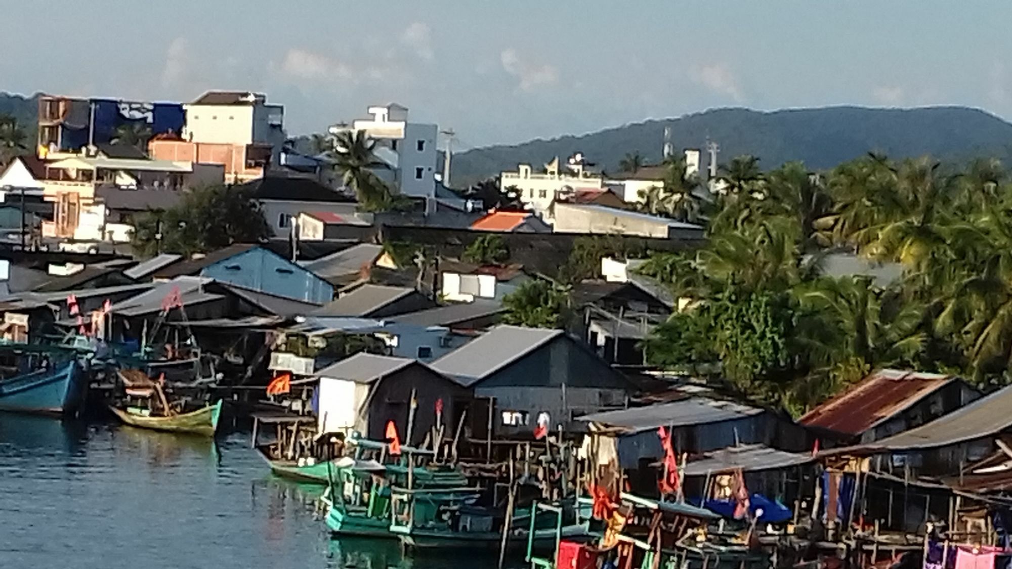 Phuong Dung Guesthouse Phu Quoc Exteriör bild